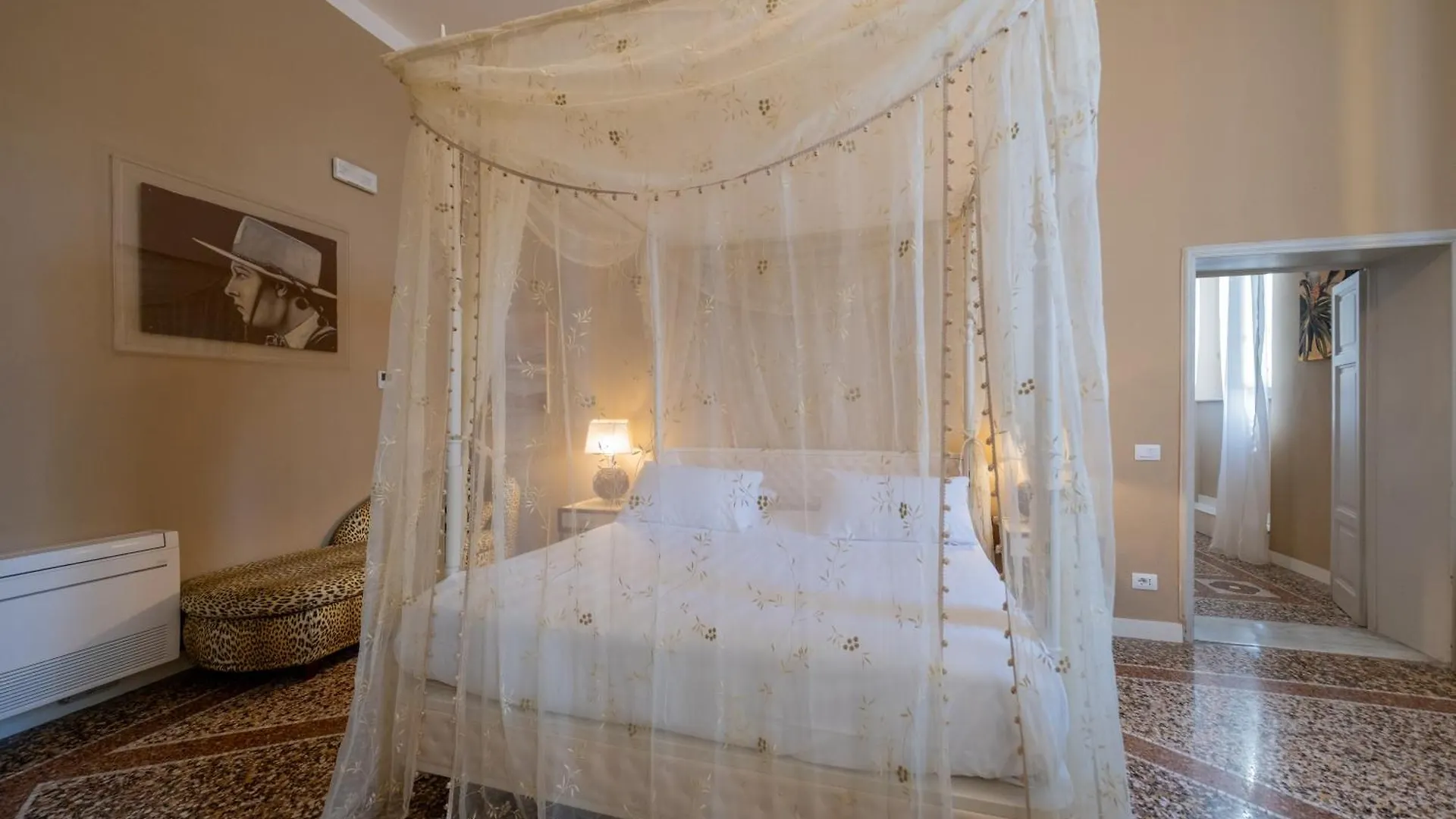 Lungarno Buozzi 7 Apartments بيزا إيطاليا