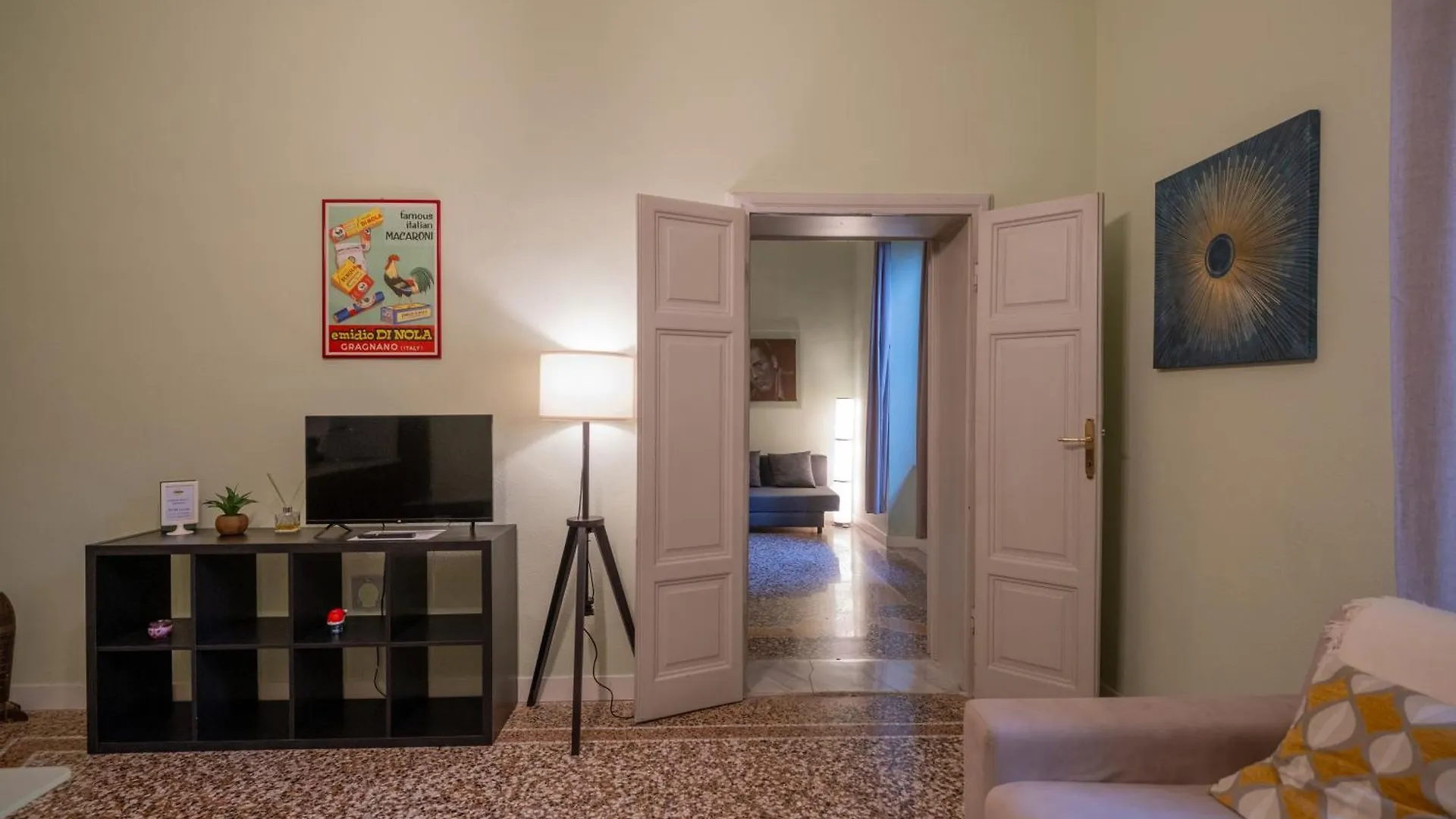 Lungarno Buozzi 7 Apartments بيزا