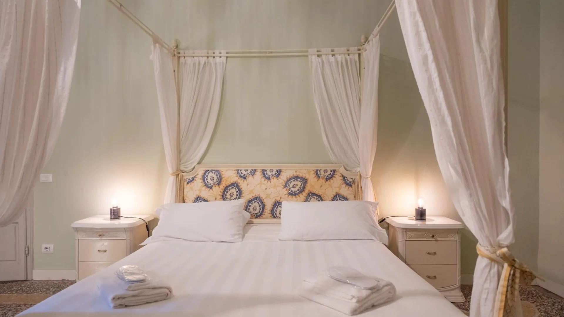 Lungarno Buozzi 7 Apartments بيزا
