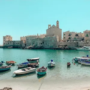 Piazza Duomo - Medieval Puglia's House , Giovinazzo Italië