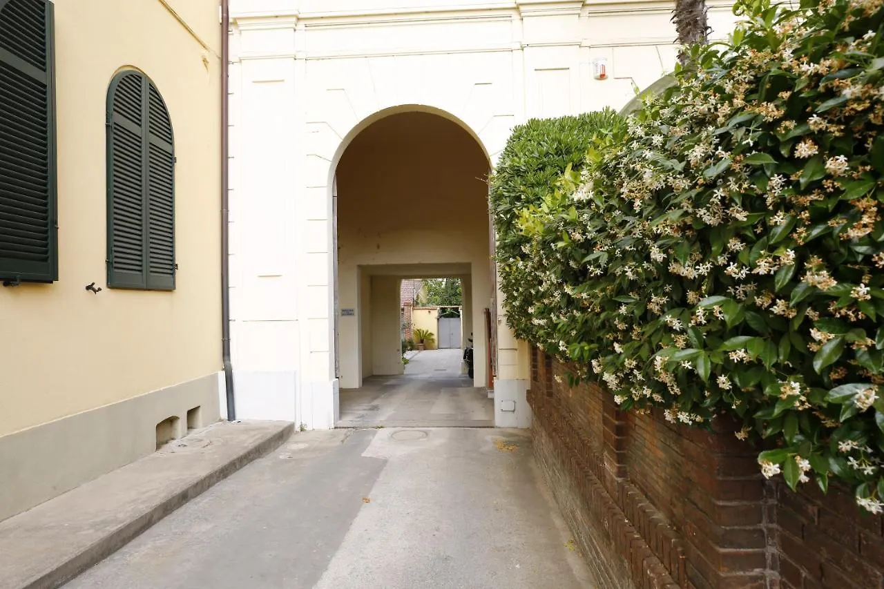 Lungarno Buozzi 7 Apartments Pisa