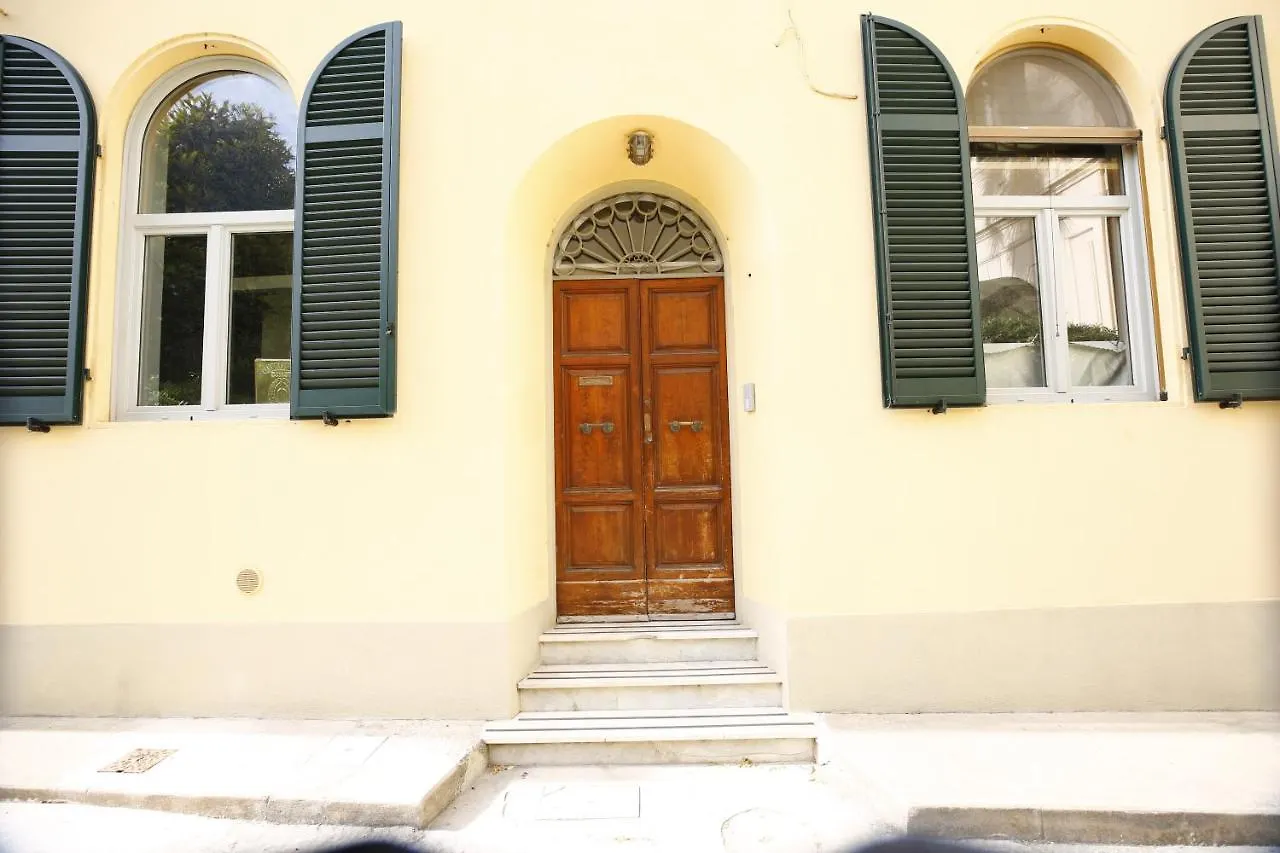 Lungarno Buozzi 7 Apartments Pisa