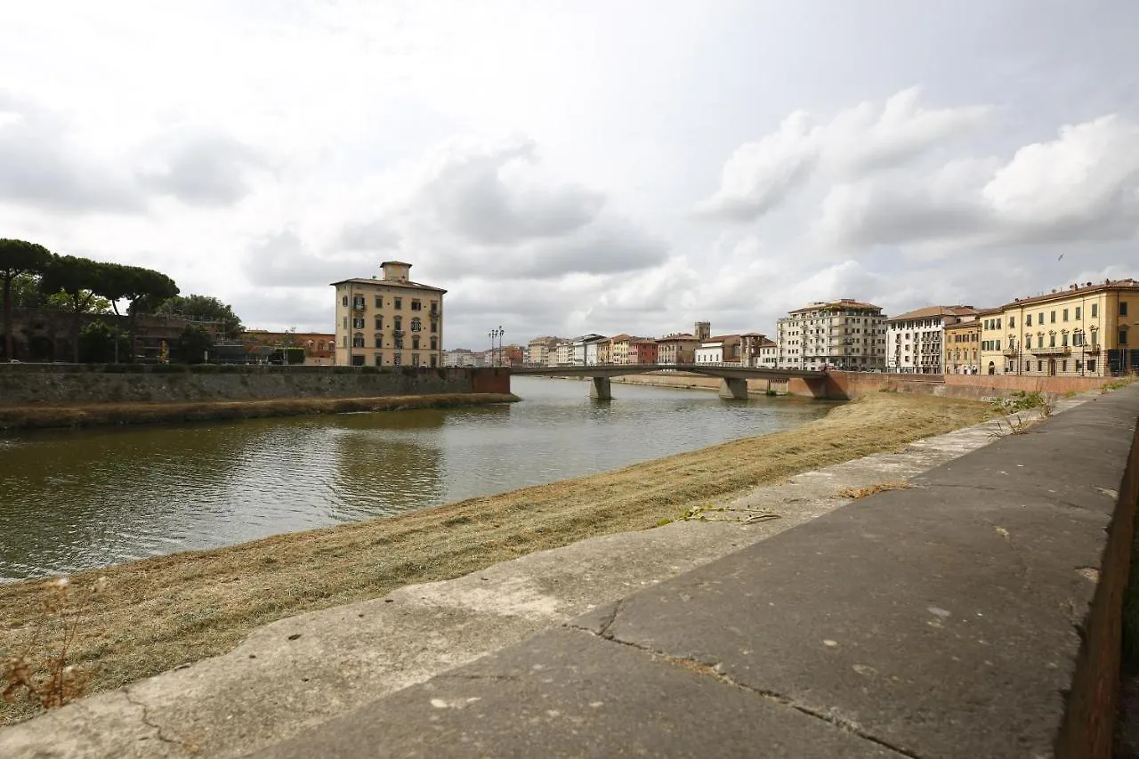 Lungarno Buozzi 7 Apartments Pisa Italië