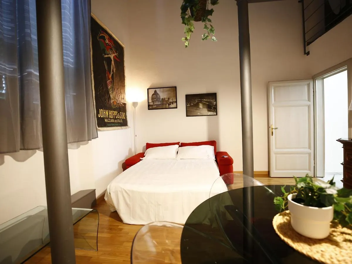 Lungarno Buozzi 7 Apartments Pisa Italië