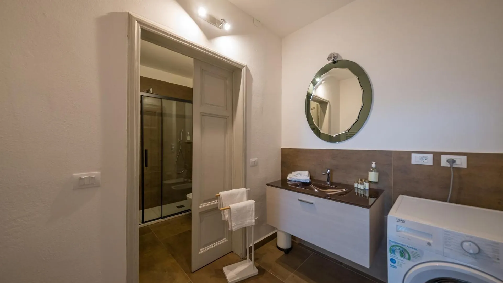 Lungarno Buozzi 7 Apartments Pisa