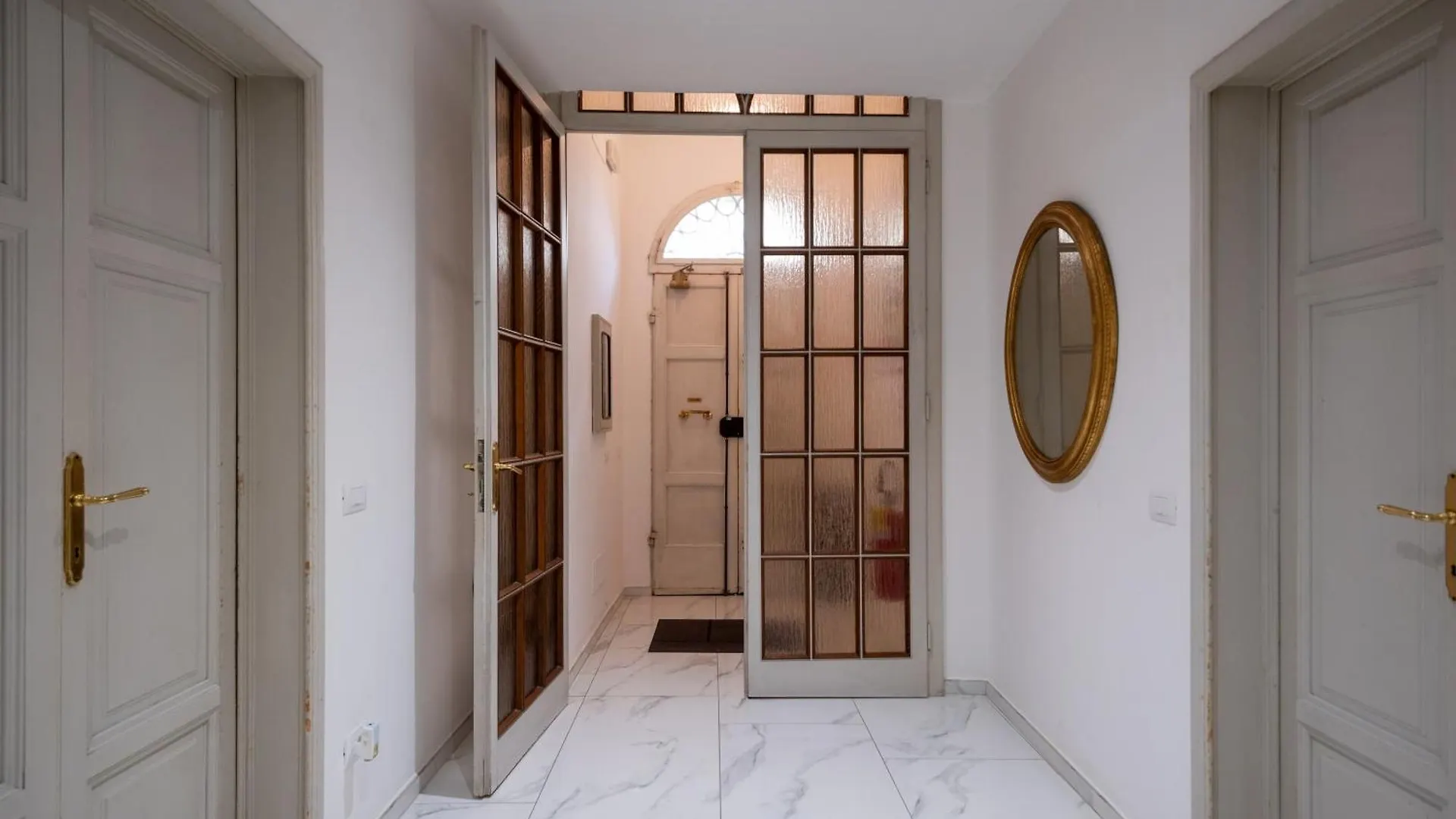 Lungarno Buozzi 7 Apartments Pisa